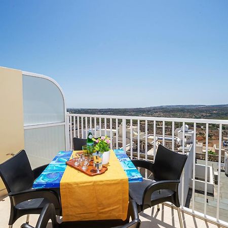 Summer Breeze Apartment With Panoramic Terrace - By Getawaysmalta Меллиеха Экстерьер фото