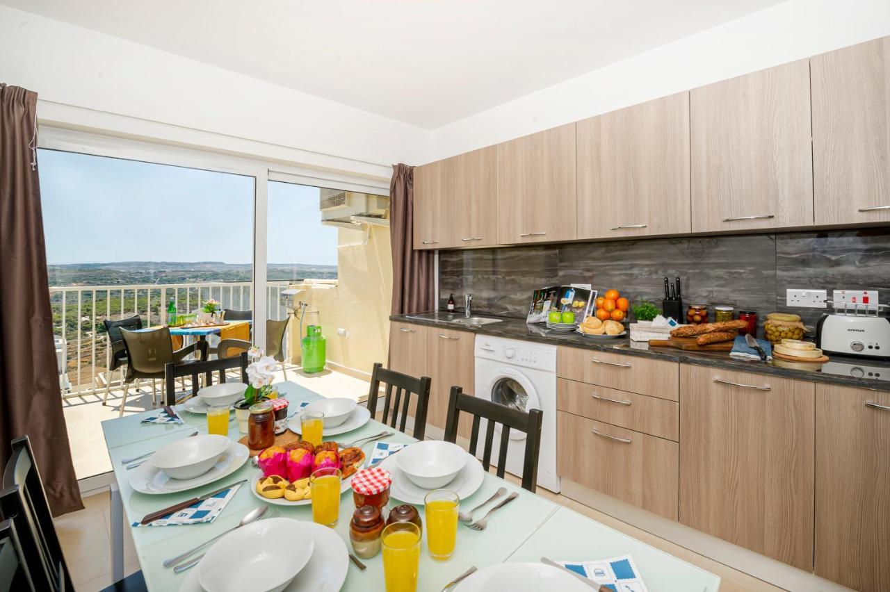 Summer Breeze Apartment With Panoramic Terrace - By Getawaysmalta Меллиеха Экстерьер фото